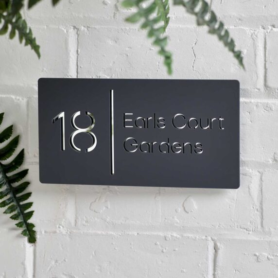 Floating Glass Sign Modern Contemporary Floating Acrylic House Sign - 25cm x 13cm - Siena ...
